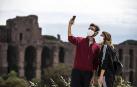 Italia reduce sus nuevos contagios a niveles de marzo y piensa en el verano