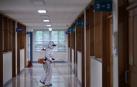 Seúl retrasa la apertura de los colegios después de que un cliente de clubes nocturnos creara un foco viral