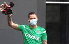 El meta navarro Álex Remiro regresa a los entrenamientos tras superar el coronavirus