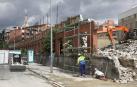 Una colonia de gatos en la calle Gayarre enfrenta a una protectora y al Ayuntamiento