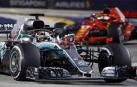 Hamilton gana en Singapur y aumenta en 10 puntos su ventaja sobre Vettel