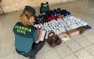 La Guardia Civil se incauta de calzado deportivo valorado en 3.700€ en un mercadillo