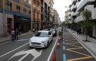 El Ayuntamiento de Pamplona reduce a un carril la calle de la ciudad con la colocación de jardineras en el tramo que cubre desde Labrit hasta la Avenida de la Baja Navarra.
