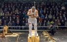 Donato Larretxea, en acción en uno de los últimos campeonatos navarros de aizkora celebrados en Santesteban.