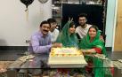 Malala celebra junto a su familia su licenciatura en Oxford.