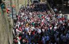 Mutitudinaria manifestación a favor del sector taurino por el centro de Pamplona.