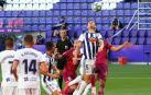 Un tanto de Joaquín en la recta final deja al Valladolid con pie y medio en Primera