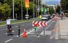 El carril bici de la avenida del Ejército toma forma y convence