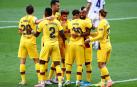 Los jugadores del Barça celebran el único gol del partido.