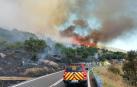 Los bomberos consiguen estabilizar el incendio de Robledo de Chavela
