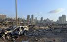 Al menos 50 personas han muerto y 2.700 han resultado heridas este martes a causa de dos potentes explosiones que han sacudido la zona del puerto de la capital de Líbano, Beirut.
