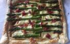 Hojaldre, jamón, trigueros y queso