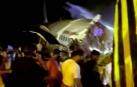 Un avión se parte en trozos tras aterrizar en un aeropuerto del sur de India