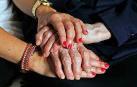 Nuevo hurto por el método del "abrazo" a una mujer de 93 años en Pamplona