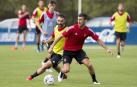 Osasuna ya toca balón en grupo