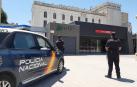 Interceptado conduciendo un niño de 13 años, que apenas veía sobre el volante