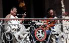 Fotos de la actuación en Pamplona de la cantaora Remedios Amaya, que ha sido la encargada de estrenar el balcón del Ayuntamiento en el marco del festival 'Flamenco on Fire'.