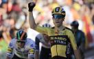 Van Aert se impone al sprint en una etapa sin pelea