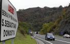 El tercer carril de la N-121-A prohibirá invadir el sentido contrario para adelantar