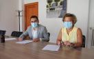 Jesús María Rodríguez y María Teresa Insausti, en la firma del convenio