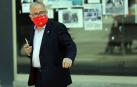 Luis Sabalza, con la mascarilla de Osasuna, fotografiado en Pamplona en días pasados.