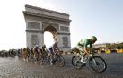 Sam Bennett se ha llevado este domingo en París la 21ª y última etapa del Tour de Francia 2020, en una jornada en la que se entregó el triunfo en la general al joven Tadej Pogacar.