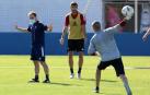 Arrasate, con sus jugadores en un entrenamiento en Tajonar.