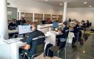Rastreadores militares trabajan en Refena, donde están reforzando al equipo de rastreo de Navarra.