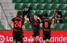 Roberto López celebra su gol ante el Elche.
