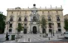 Revocada una sentencia que obligaba a pagar una pensión a una hija de 31 años