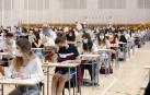 La EvAU arranca en Navarra con una entrada "ordenada" de estudiantes ante las medidas de seguridad