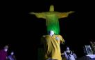 El Cristo Redentor de Río se ilumina de amarillo y verde por el 80 cumpleaños de Pelé