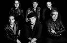 Juan Perro florece junto a su banda en 'Cantos de ultramar'