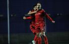 Joseba Valencia celebra el tercer gol del Subiza ante el Txantrea