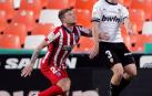 Un Atlético superior gana con un gol en propia meta de Lato