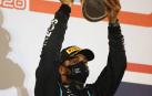Baréin celebra el triunfo de Hamilton y el 'milagro' de Grosjean