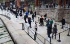 Las muertes por coronavirus bajan de las 300 diarias, hasta 273