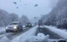 Nieve en la N-121-A, a la altura de las Ventas de Arraitz