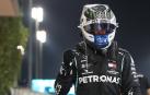 Bottas saldrá primero en Sakhir; Pérez arrancará quinto y Sainz, octavo