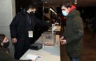 El pabellón Navarra Arena acogió este domingo, 6 de diciembre, las votaciones para elegir a la próxima Asamblea General del C.A. Osasuna.