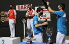 Los navarros Joseba Ezkurdia y Julen Martija se proclamaron este martes campeones del Campeonato de Parejas al imponerse en la final en el frontón Bizkaia de Bilbao al también navarro Aimar Olaizola y el vizcaíno Mikel Urrutikoetxea por 13-22.