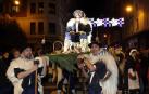 Paso de la tradicional comitiva del carbonero por las calles de la capital navarra dando inicio a las Navidades 2019
