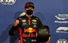 Verstappen sale primero en Abu Dabi; Sainz, sexto y Pérez desde el fondo