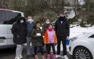 Grupos de amigos y familias han acudido este domingo al santuario de San Miguel de Aralar para disfrutar de la nieve