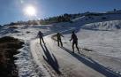 Los aficionados a los deportes de invierno pudieron disfrutar de la nieve con el primer día de las instalaciones este domingo 20 de diciembre.