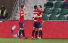 Galería de fotos del partido de LaLiga Santander entre Elche y Osasuna disputado en el Martínez Valero.