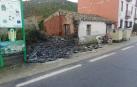 Arden en mues siete contenedores por vertido de cenizas
