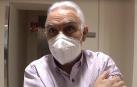 Francisco Guerrero, tras recibir la vacuna contra la covid.