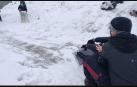 Vídeo: Vecinos de Ribaforada disfrutan de la nevada