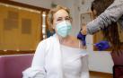 Navarra comienza la vacunación a los profesionales sanitarios y a grandes dependientes en Etxarri-Aranatz y Alsasua.